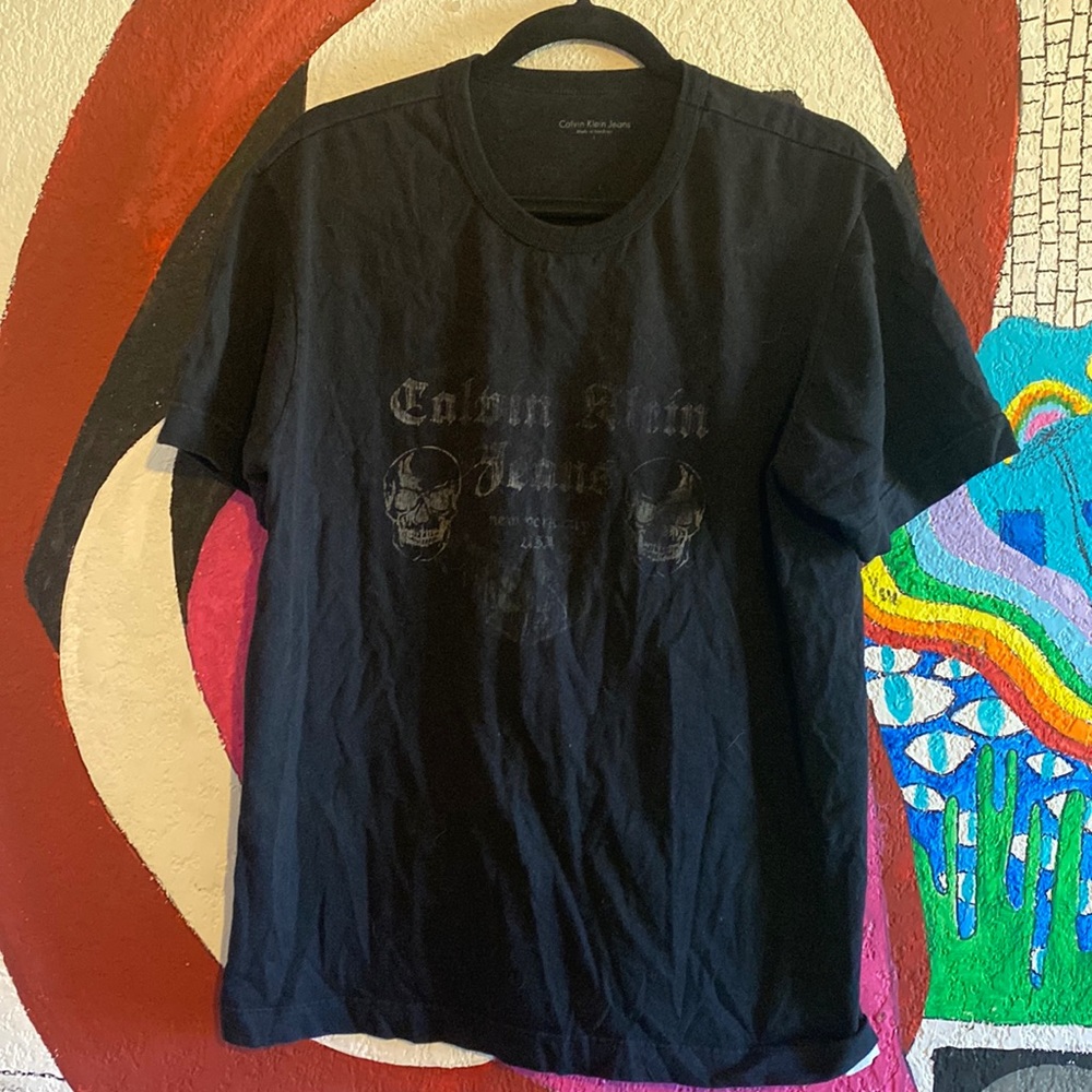 CKJ tee shirt